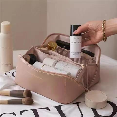 Women Cosmetic Bag Plaid Toiletries Travel Storage Bag PU Leather Portable Waterproof Organizer Makeup Bag